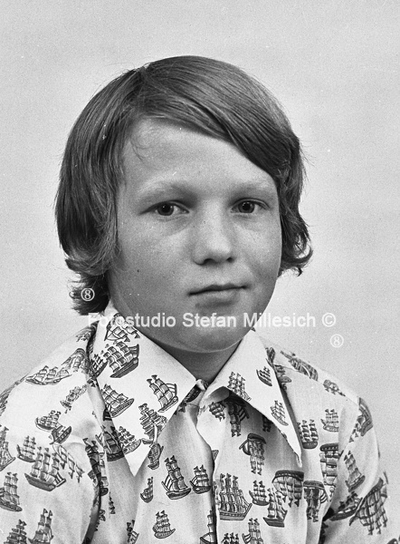 1975 Plakovits Kind 3 - 1975 Plakovits Kind 3.jpg 1975 Plakovits Kind 3.jpg
