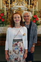 686