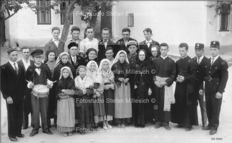 a28 1958 Theater Lourdes
